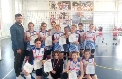 Волейболистки детско-юношеской спортивной школы стали серебряными призерами межмуниципального турнира в Купино