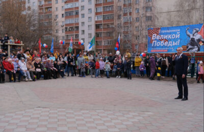 За патриотическую работу и поддержку бойцов СВО губернатор поблагодарил новосибирских депутатов