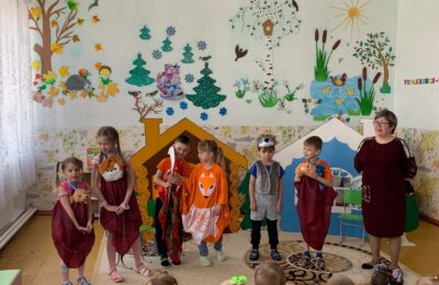 В Чистоозерном районе в детском саду «Солнышко» постигают театральное искусство