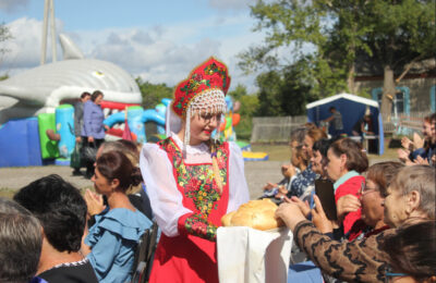 Торжественные мероприятия прошли в селах Чистоозерного района