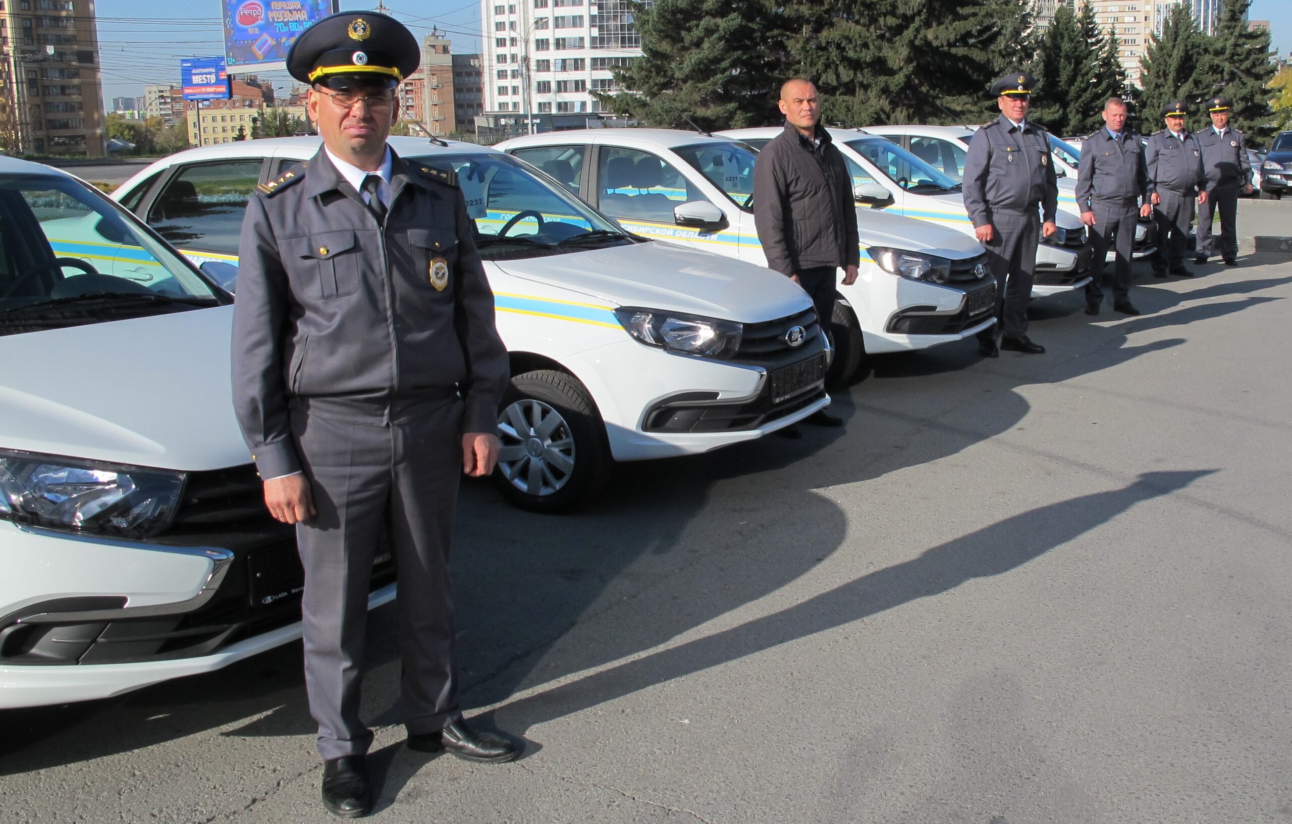 Инспектор гостехнадзора в Чистоозерном районе получил автомобиль -  Кулундинская новь