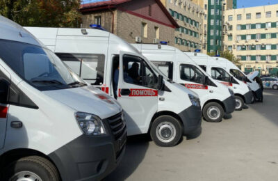 Медицинским учреждениям Новосибирской области переданы 66 новых автомобилей