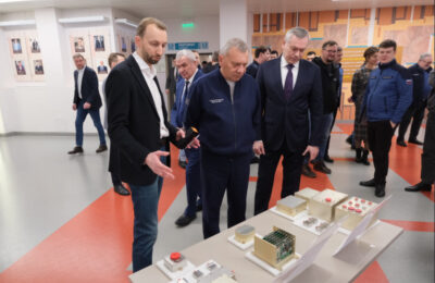 Делегация «Роскосмоса» во главе с Юрием Борисовым оценила научный потенциал Новосибирской области