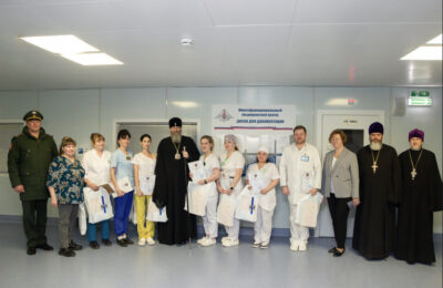 Новое медоборудование передала епархия госпиталю для лечения участников СВО