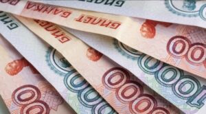 Пенсии по потере кормильца продлили новосибирским выпускникам