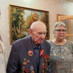 Поздравляем нашего ветерана Петра Иосифовича Саковича с Днем Победы