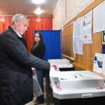 Губернатор Андрей Травников принял участие в голосовании