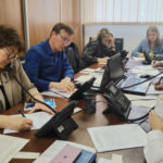 Прямая телефонная линия проведена в общественной приемной губернатора области