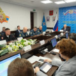 Губернатор потребовал обеспечить безопасность жителей региона на водных объектах в осенне-зимний период