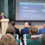 Школьники из Новосибирска стали создателями ИИ-агентов