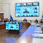 В усиленный режим содержания дорог в период снегопада переходят в Новосибирской области