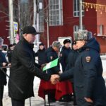 Ключи от новых автомобилей полицейским вручил губернатор Андрей Травников