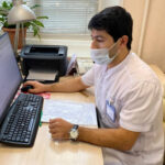 Робот Николай записывает новосибирцев к врачу в мессенджере МАХ