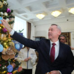 Губернатор и министры в рамках акции «Ёлка желаний» исполнят желания детей