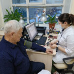 Диспансеризацию во время каникул прошли более 3500 жителей Новосибирской области