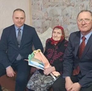 98 день рождения отмечает труженица тыла Чистоозерного района Галина Петровна Горбатенко