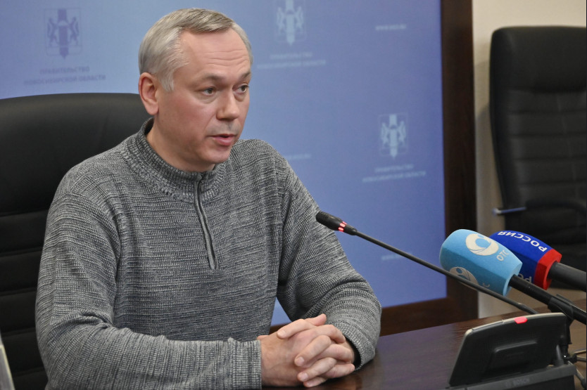 Губернатор встретился с жителями Козихи, пострадавшими из-за изъятия животных