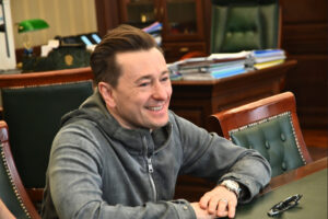 Народный артист Сергей Безруков рассказал о проведении детского фестиваля в Новосибирске