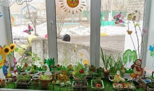 Лучший огород на окне выбрали в детском саду «Светлячок»