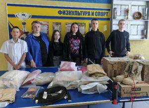 В Барабо-Юдинскую школу приехала важная долгожданная посылка