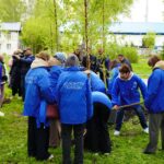 «Сад памяти» высадили новосибирцы в сквере Героев Донбасса