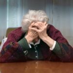 В Новосибирской области лже-соцработница украла 180 тысяч у пенсионерки