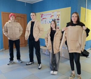 В Барабо-Юдинскую школу приехала важная долгожданная посылка
