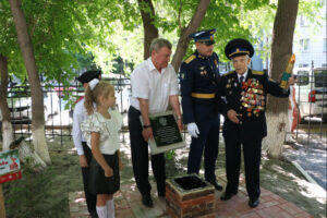 Капсулу времени к 100-летию Победы заложили в Новосибирской области