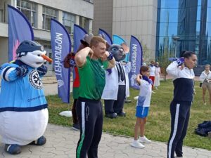 С утренней зарядки начали Марафон мероприятий «Технопрома-2026» в Новосибирске