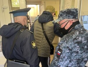 Должника с опасным диагнозом задержали в Новосибирске