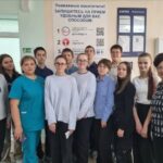 Познакомились с медицинскими профессиями учащиеся поселковой школы № 2
